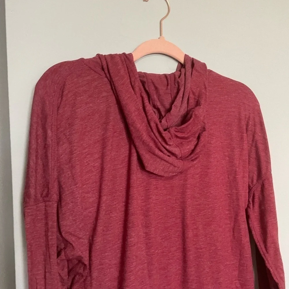 𝅺90 Degree By Reflex Light Hoodie